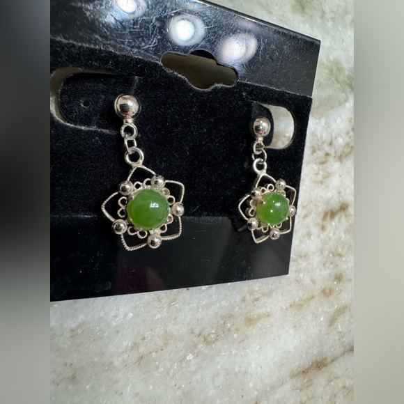 GENUINE Jade & Sterling Dangle Earrings Vintage - Picture 9 of 10